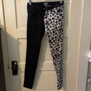 skull split leg skinny jeans